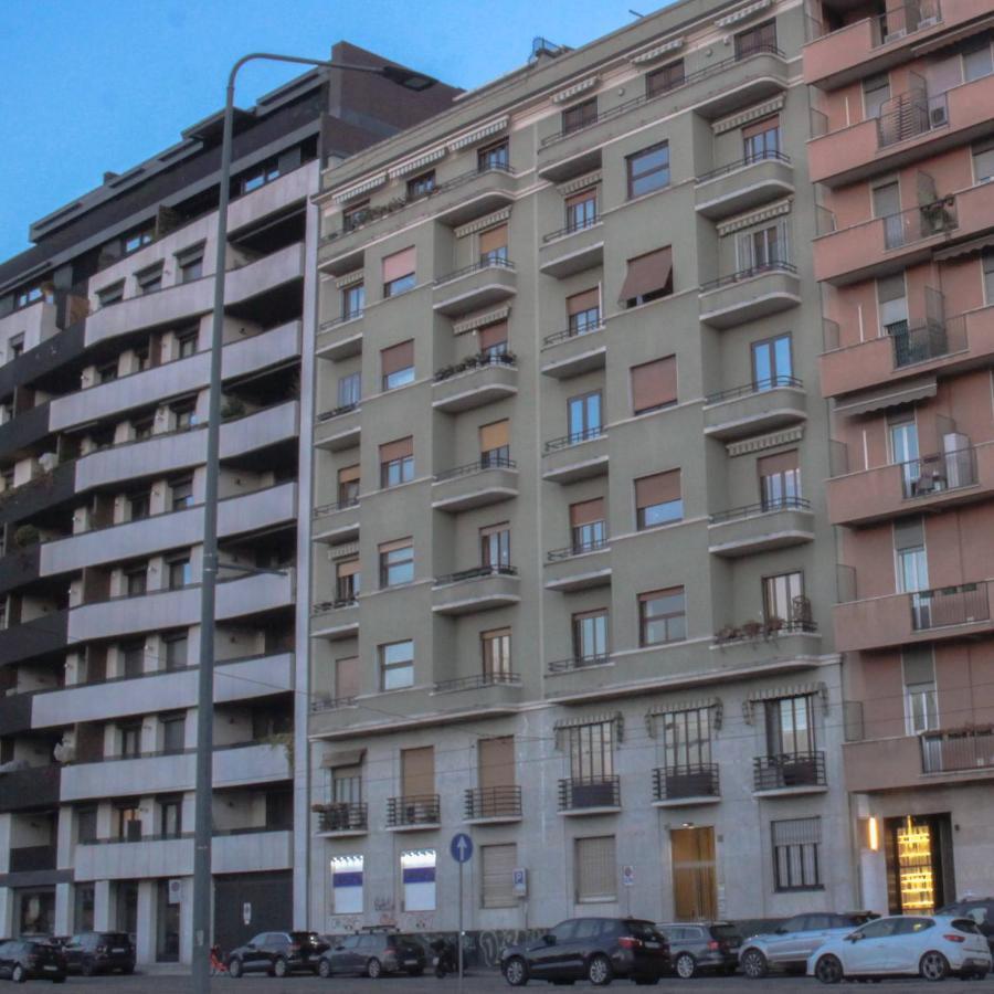 City Life Sky Apartment- Mico- Breathtaking Penthouse Милано Екстериор снимка