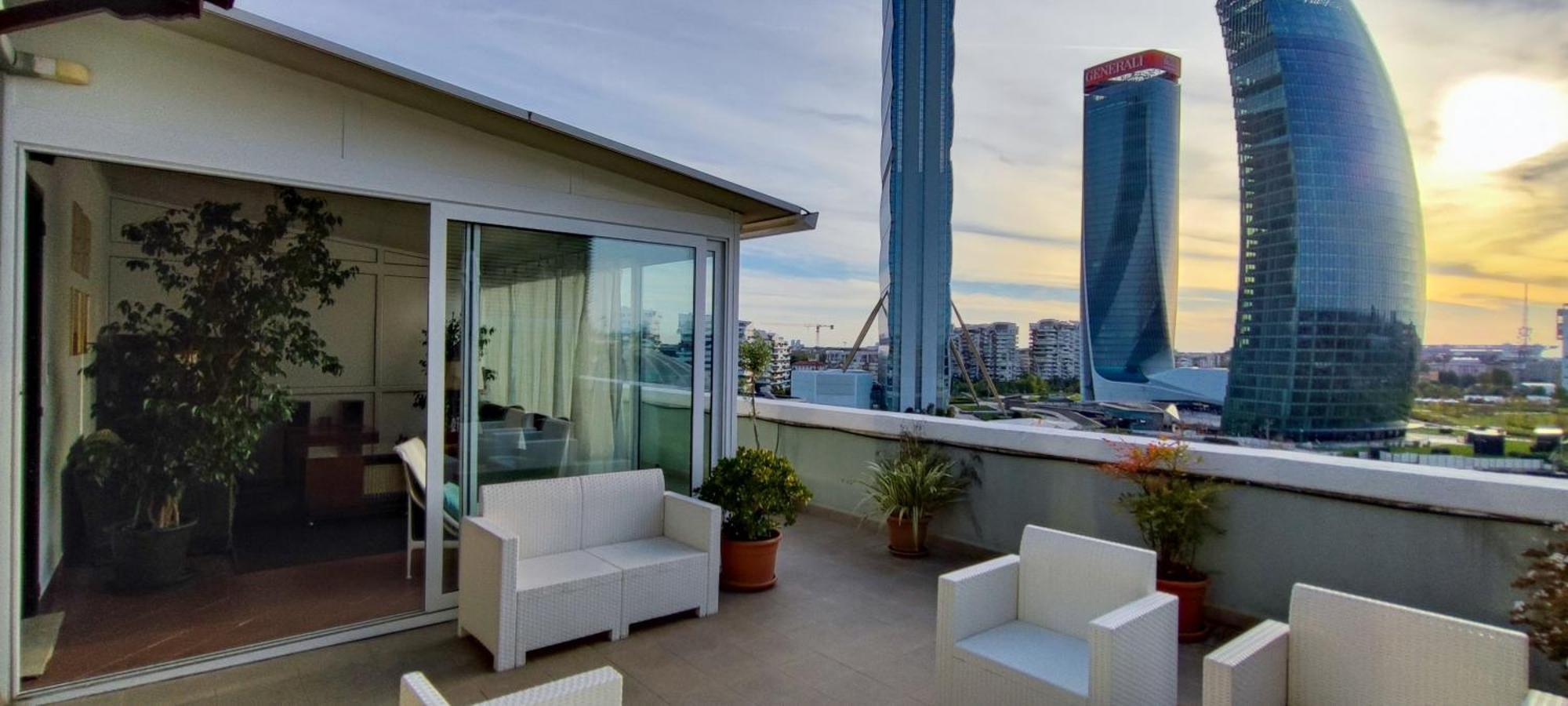 City Life Sky Apartment- Mico- Breathtaking Penthouse Милано Екстериор снимка
