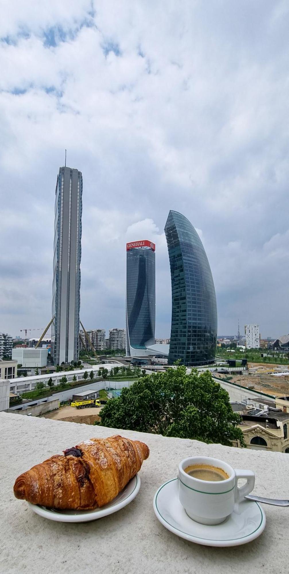 City Life Sky Apartment- Mico- Breathtaking Penthouse Милано Стая снимка